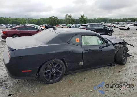 2021 Dodge Challenger R/T z USA, uszkodzony, nr VIN 2C3CDZBT5MH558946